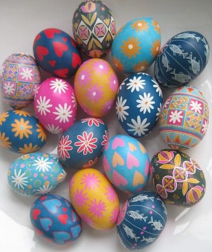 Wallpaper Easter, Spring Baskets, Painted Easter Eggs, Diy Easter Eggs, New Mommy Gifts, Creative Easter Eggs, Gifts For New Mothers, Painted Eggs, Pysanky Eggs