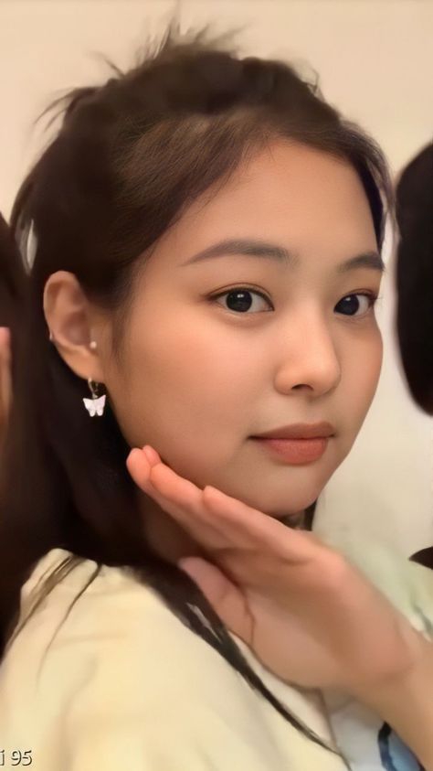 Jennie Earrings, Jennie Kim, Blackpink Jennie, Pearl Earrings