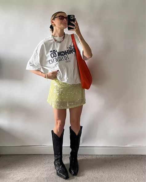 High Waist Sequin Skirt curated on LTK Sequin Skirt Graphic Tee Outfit, Sequin Skirt Concert Outfit, Styling Sequin Skirt, Tulle Mini Skirt Outfit, Pink Sequin Skirt Outfit, Cool Party Outfit, Sequin Skirt Outfit Casual, Sequence Skirt Outfit, Sequins Skirt Outfit