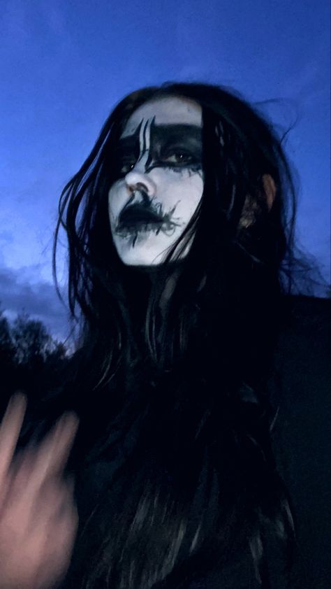 Corpse Makeup Black Metal, Corpse Paint Ideas, Black Metal Makeup, Metal Head Aesthetic, Metalhead Makeup, Black Metal Fashion, Metalhead Guy, Goth Eye Makeup, Corpse Paint