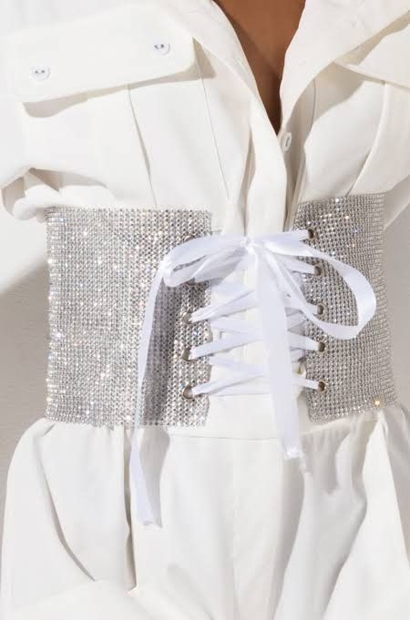 Rhinestone Corset, Sac Diy, Corset Belt, Fashion Attire, Beaded Bags, Silk Ribbon, Diy Fashion, Hijab Fashion, Diy Clothes