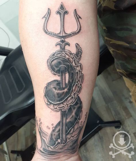 Octopus Trident Tattoo, Posidens Trident Tattoo, Posiden Tattoo Trident, Mermaid Trident Tattoo, Trident Tattoos, Octopus Tentacle Tattoo, Tentacles Tattoo, Posiden Trident Tattoo, Posiden Tattoo Design