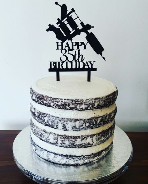 Tattoo Cake Birthday, Tattoo Cake Ideas, 35th Birthday Cake, 35th Birthday Cakes, Artist Birthday Party, Tattoo Cake, Happy 35th Birthday, Artist Cake, Artist Birthday