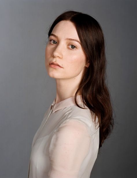 Mia Wasikowska, Plain Jane, Portrait Photos, Blonde Bombshell, Canberra, Female Images, Dark Hair, Celebrity Crush, Actors & Actresses