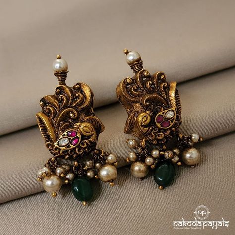 Silver Gold Plated Studs – Page 15 – Nakoda Payals Nakoda Payals, Kundan Studs, Small Earrings Gold, Terracotta Jewellery Designs, Antique Gold Earrings, Gold Bangles For Women, Gold Earrings Models, Gold Jewellry, Silver Jewellery Online