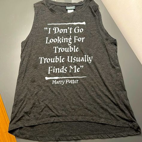 Nwot-Harry Potter Sleeveless T-Shirt W/Saying, Size Xl, Gray And White, Very Relaxed Vibe Matching Harry Potter Shirts, Harry Potter Christmas Shirt, Harry Potter Bday, Universal Shirts, Harry Potter Tshirt, Harry Potter Shirts, Harry Potter Outfits, Harry Potter Christmas, Sleeveless T Shirt