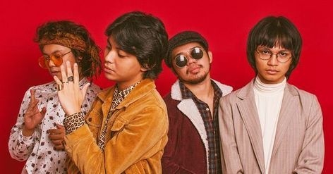 Blaster Silonga, Unique Salonga, Zild Benitez, Iv Of Spades, King Of Spades, Band Pictures, Colorful Abstract Art, Flat Tummy, The Band