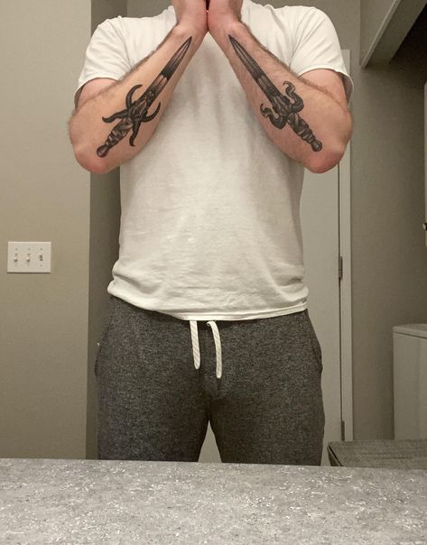 Dagger Tattoo Men, Dagger Tattoo For Men, Snow Tattoo, Tattoos 2024, Cholo Art, Chest Tattoo Men, Gothic Tattoo, Dagger Tattoo, White Tattoo