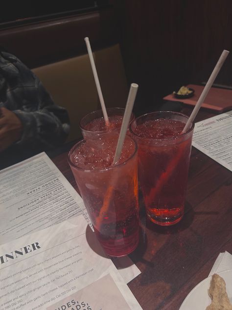 Shirly Temple Aesthetic, Shirley Temple Aesthetic, Temple Aesthetic, Shirley Temples, Shirley Temple Drink, Shirley Temple, Date Dinner, Temple, Restaurant