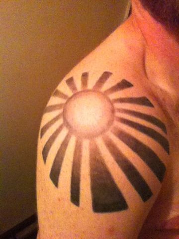 http://tattoomagz.com/sun-tattoo-designs/sun-tattoo-rising-sun/ Rising Sun Shoulder Tattoo, Rise Tattoo Men, Sun Shoulder Tattoo, Sun Tattoo Meaning, Sun Rays Tattoo, Rising Sun Tattoos, Sun Tattoo Ideas, Microphone Tattoo, Letter Tattoos