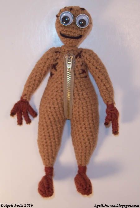 April Draven: 9 Crochet Doll This chic has awesome ideas!! Looks like the real deal!