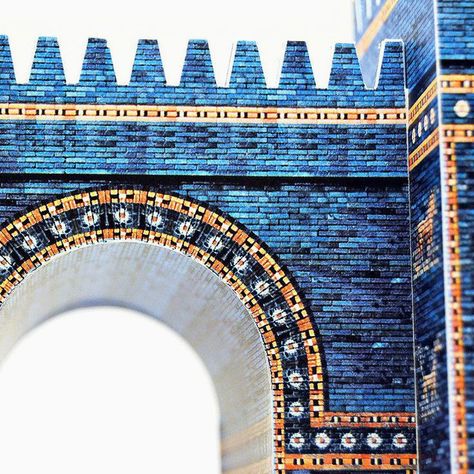 Gates Of Ishtar, Mesopotamia Architecture, Haussmann Architecture, Ishtar Gate, Sun Worshipper, Moroccan Style Home, Parthian Empire, Pergamon Museum, Ancient Babylon