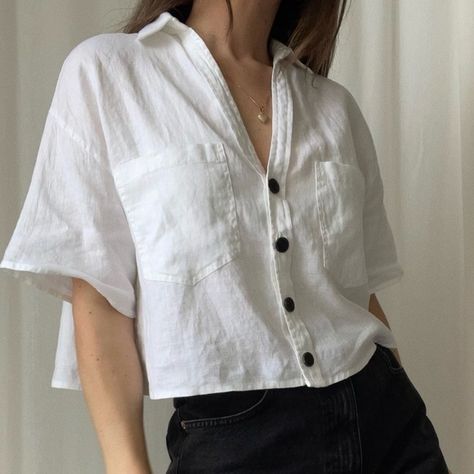 Zara Linen Button Down Cropped. Woman Size S. White Cropped Linen Shirt, Linen Shirt Outfit, Outfit Zara, Blouse Casual Fashion, Ideas De Outfits, Blouse Casual, Linen Shirt, Shirt Outfit, Button Downs