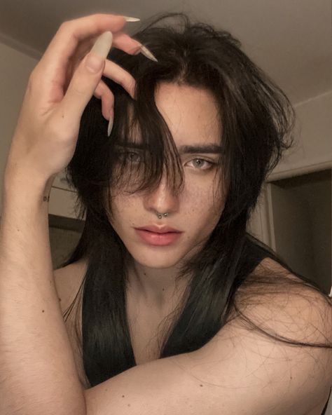 Long Trim, Long Hair Drawing, Black Hair Boy, Hairstyle Long, Mohawk Hairstyles, Boys Long Hairstyles, Fluffy Hair, Poses References, Long Black Hair