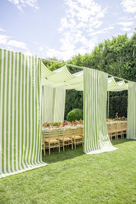 Outdoor Gala Event, 70s Backyard Wedding, Lake Backyard Wedding, White Lotus Themed Party, Event Set Up, Event Tent Decor, Outside Party Ideas, Garden Party Theme Wedding, Vegetable Wedding