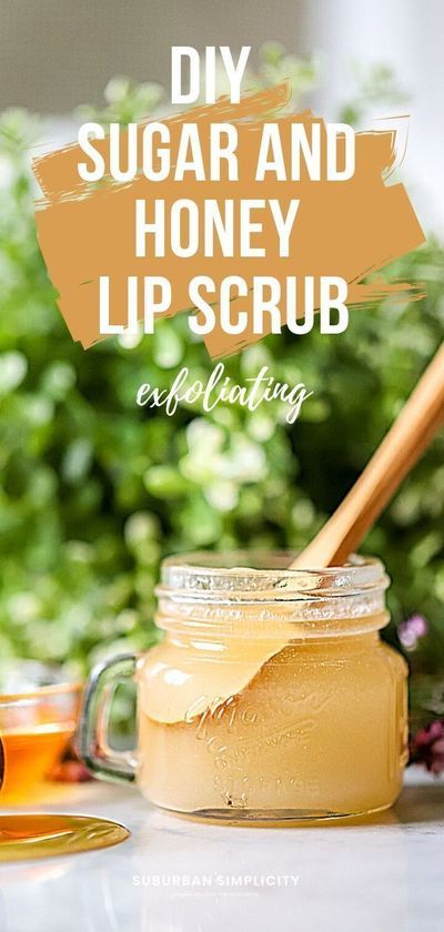 Honey Lip Scrub, Scrub Recipe Diy, Lip Scrub Recipe, Bath & Body Works, Lip Scrub Homemade, Honey Diy, Lip Scrub Diy, Sugar Scrub Homemade, Sugar Scrub Recipe