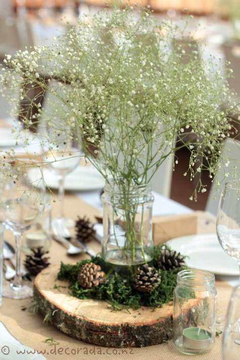 Simple Forest Wedding Table Decor, Outdoorsy Centerpiece Ideas, Pinecone Table Decorations, Forest Table Setting, Woodland Table Setting, Forest Themed Baby Shower, Birch Centerpieces, Treehouse Wedding, Enchanted Forest Baby Shower