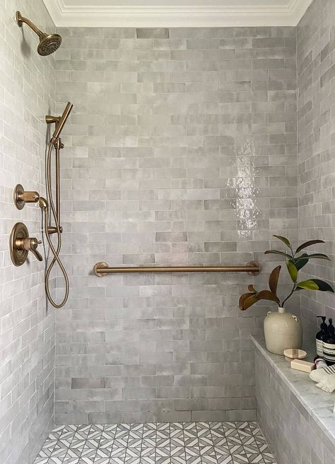 The Best Tile for Bathroom Floors, According to Designers | domino Best Tile For Bathroom, Calcutta Marble Bathroom, Shower Nook, Tile Bathtub, Tile For Bathroom, Calcutta Marble, Neutral Tile, Neutral Bathroom, Bathtub Tile