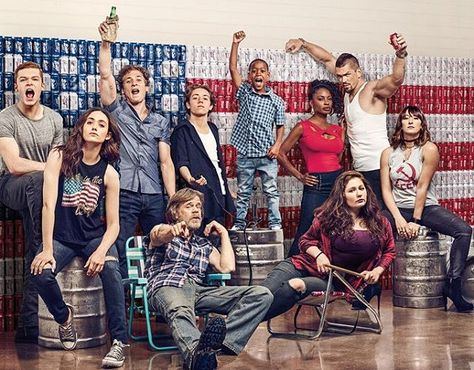 season finale / tonight ‍‍‍ tags your friends Shameless Family, Shameless Tv Series, Shameless Season, Shameless Characters, Shameless Tv Show, Damian Lewis, Carl Gallagher, Ian And Mickey, British Movies