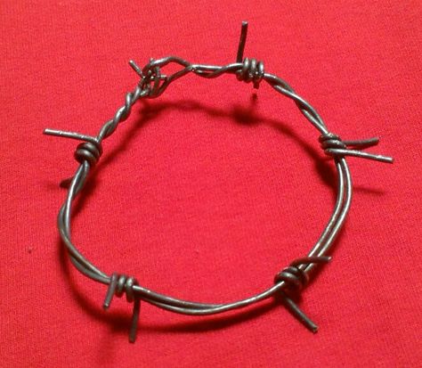 Barbed wire bracelet made with tie wire Barbed Wire Bracelet, Wire Glasses, Berserk Manga, Wire Wrapped Jewelry Tutorials, Barbed Wire, Manga Panels, Wrapped Jewelry, Wire Bracelet, Gifts For Brother