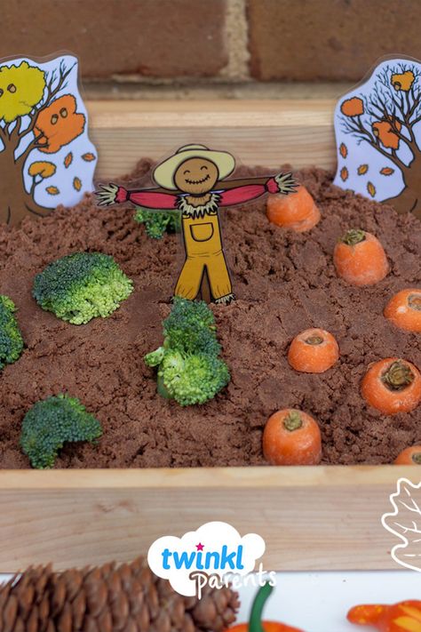 Autumn Small World Eyfs, Autumn Small World, Harvest Eyfs, Small World Eyfs, Preschool Layout, Autumn Eyfs Activities, Eyfs Planning, Autumn Eyfs, Investigation Area