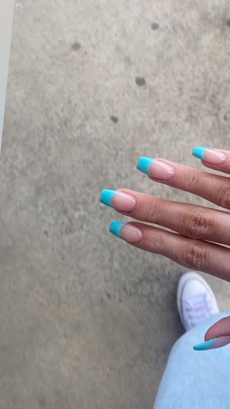 Teal French Tip Nails Coffin, French Tips Turquoise, Cyan French Tip Nails, Neon Blue Nails French Tips, Teal French Tip Nails Square, Aqua Blue French Tip Nails, Pink And Blue French Tips, Blue French Tip Square Nails, Teal French Tip Nails Turquoise