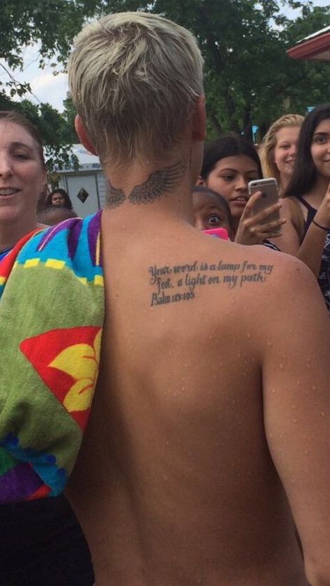 Justin Bieber Back Tattoo, Justin Bieber Face Tattoo, Justin Bieber Tattoos Ideas, Justin Bieber Neck Tattoo, Bieber Tattoos, Justin Tattoo, Justin Bieber Tattoos, Justin Bieber Lyrics, Tattoo Zone