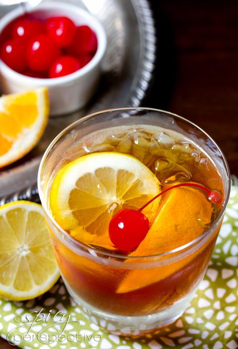 The Old Fashioned Cocktail with Sweet Tea Vodka | ASpicyPerspective.com #Cocktails Sweet Tea Vodka Drinks, Summer Bourbon Drinks, Sweet Tea Vodka, A Spicy Perspective, Bourbon Drinks, Bourbon Cocktails, Vodka Drinks, Old Fashioned Cocktail, Smoothie Drinks