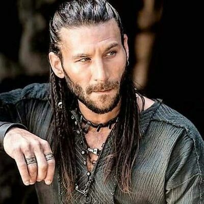 ~Zach McGowan As Captain Vane In The Series ~Black Sails † Charles Vane Black Sails, Zack Mcgowan, King Roan, Black Sails Starz, Zach Mcgowan, Charles Vane, Pirate Shirts, Black Sails, Pirate Life