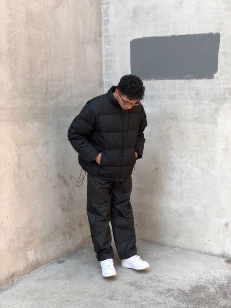 Black Puff Jacket Outfit Men, Puff Jacket Outfit Men, Puff Jacket Outfit, Jacket Outfit Men, Nuptse Jacket, Puff Jacket, Street Style Outfits Men, Mens Fashion Streetwear, Jacket Outfit