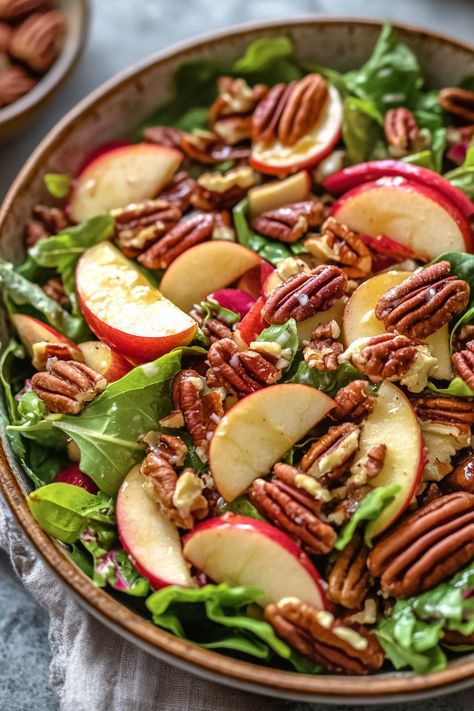 Crunchy pecans and crisp apple slices come together in this refreshing salad! Perfect for any meal. Try this delightful recipe and elevate your next dish! Discover the flavors now! Pecan Salad Recipe, Salads Recipes, Pecan Salad, Crisp Apple, Honeycrisp Apples, Crunchy Pecans, Refreshing Salad, Apple Salad, Apple Slices