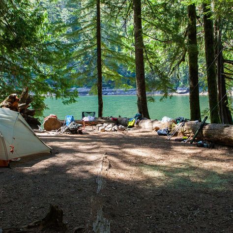 Best Lake + River Camping in Washington Washington Camping, Camping In Washington State, River Camp, Washington Hikes, Washington Travel, North Cascades National Park, Camping Spots, Lake Park, Summer Road Trip