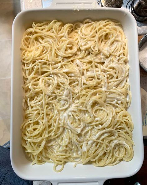 TikTok Spaghetti Recipe Review | Kitchn Viral Tiktok Spaghetti, Baked Spagetti, Garlic Parmesan Spaghetti, Tiktok Spaghetti, Spaghetti Alfredo, Parmesan Spaghetti, Baked Spaghetti Recipe, Cooking Spaghetti, Light Soups