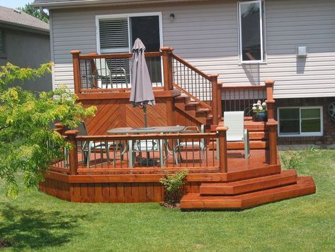 Elevated Deck Ideas, Two Level Deck, Deck Building Plans, Multi Level Deck, Tiered Deck, Backyard Layout, Deck Pictures, Patio Deck Designs, Deck Construction