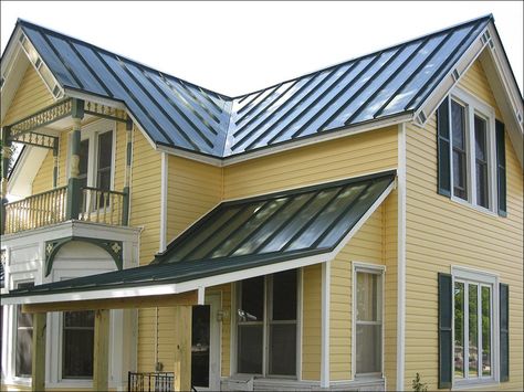 Green Metal Roof, Green Roof House, Black Metal Roof, Concrete Roof Tiles, Metal Roof Colors, Exterior Color Palette, Standing Seam Metal Roof, Vinyl House, Beach House Exterior