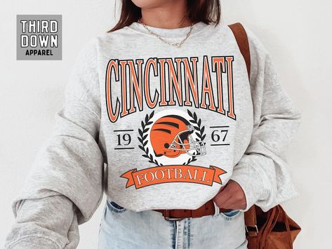 Morganite Wedding Rings, Game Day Fits, Bengals Football, Tshirt Design Ideas, Football Sunday, Crewneck Vintage, Nfl Shirts, Football Sweatshirt, Cover Art Design