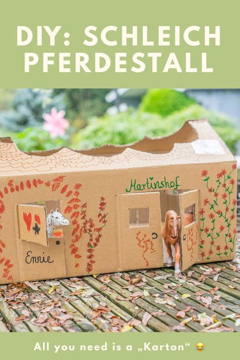 Schleich Pferdestall selber bauen - Schleich Stall aus leerem Karton Schleich Horses Stable, Diy Horse Barn, Build Yourself, Diy Kids Toys, Horse Diy, Old Boxes, Toy Horse, Horse Stables, Diy Crafts To Do