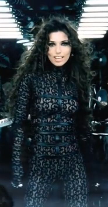 Shania Twain "I'm Gonna Getcha Good" video Shania Twain I'm Gonna Getcha Good, Shania Twain Style, Loren Core, Jewel Singer, Shaina Twain, Boogie Down Productions, Women Singers, Country Female Singers, Marc Bouwer