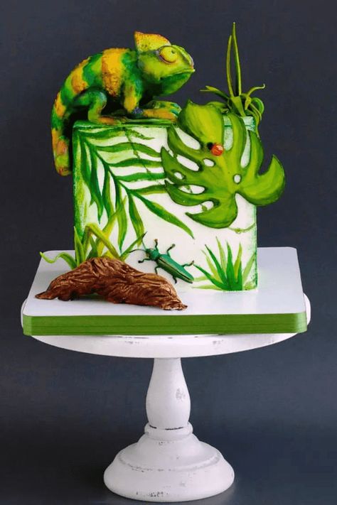 Iguana Cake, Chameleon Cake, Snake Cakes, Whimsical Cake, Cake Designs Images, Animal Cakes, Birthday Cake Ideas, Image Ideas, Take The Cake