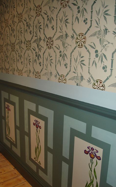 Stencilled wall with stencils by The Stencil Library, colours inspired by the William Morris rooms at the V&A Museum, London William Morris Stencil Patterns, Arts And Crafts Stencils, Stenciled Closet Doors, Stenciled Bedroom Walls, William Morris Stencil, Craftsman Stencil, Grandmacore House, Wall Stencil Ideas, Stenciled Doors