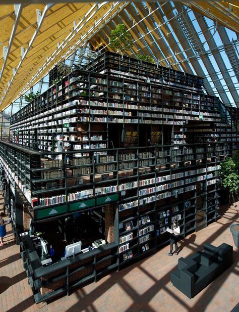 Book Mountain, Spijkenisse Market Square, Rotterdam, Netherlands MVRDV.  MVRDV: book mountain + library quarter, spijkenisse Easy Bookshelf, Book Mountain, Bookshelf Plans, Dream Library, Beautiful Library, Library Architecture, Library Design, Book Nooks, Library Books