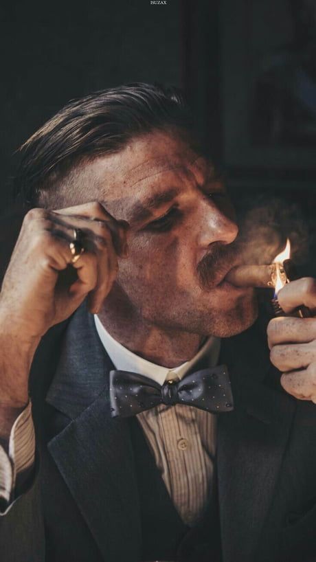 Arthur Shelby - 9GAG Mafia Movies, Peaky Blinders Merchandise, Arthur Shelby, Shelby Brothers, Peaky Blinders Series, Peaky Blinders Poster, Peaky Blinders Characters, Peaky Blinders Wallpaper, Peaky Blinders Thomas