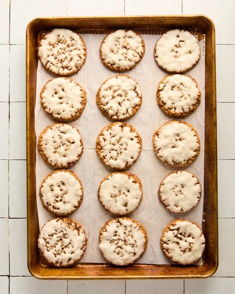 Iced Oatmeal Cookies I Baker Bettie Oatmeal Treats, Baker Bettie, Creaming Method, Powdered Sugar Glaze, Iced Oatmeal Cookies, Baking School, Maple Sugar, Baking Science, Pastry Pie