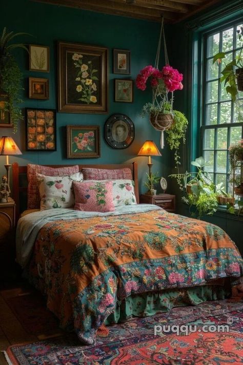 Boho Bedroom Lamp, Boho Witchy Bedroom, Witchy Bedroom Ideas, Bohemian Bedrooms, Boho Bedroom Design, Moroccan Bedroom, Boho Style Bedroom, Bedroom Bliss, Casa Vintage