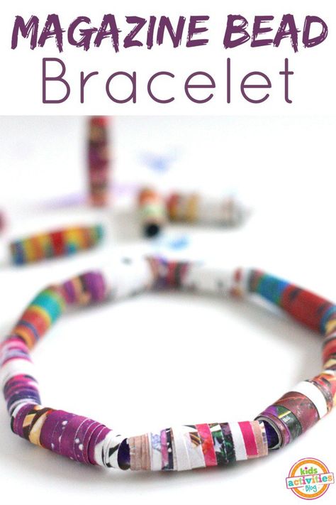 Magazine Bead Bracelets! A fun activity for elementary aged children this summer! Recycler Diy, Magazine Beads, Diy Halloween Dekoration, Recycling For Kids, Kids Magazine, Recycled Magazines, Recycled Art Projects, Make Bracelets, Magazine Crafts