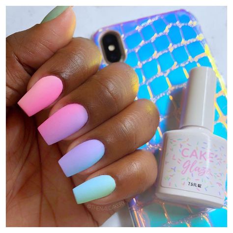 The Nail Cakery®️ on Instagram: “Short natural nails can be fly too! This gel ombré manicure was created using Cake Glaze gel polish colors! Shop Cake Glaze gel polishes…” Ombre Short Nails Gel, Rainbow Ombré Nails, Short Rainbow Nails, Ombré Manicure, Acrylic Ombre Nails, Rainbow Ombre Nails, Rainbow Manicure, Nail Designs Ombre, Cake Glaze