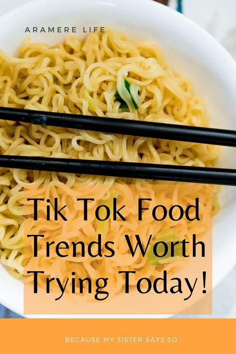 Easy Meals For Work, Recipes Ramen Noodles, Tortilla Hacks, Tik Tok Meals, Tiktok Food Trends, Recipes Ramen, Tik Tok Food, Trendy Recipes, Recipes Tiktok