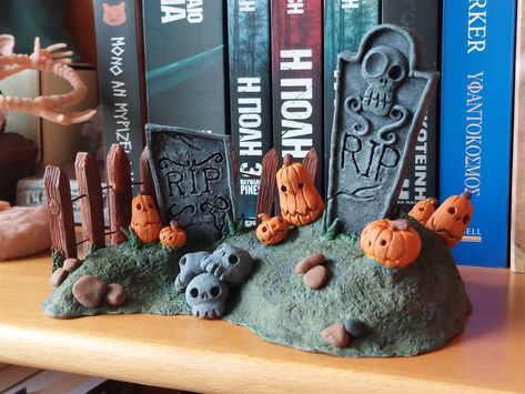 Diy Air Dry Clay Halloween, Polymer Clay Diorama, Fimo Halloween, Clay Diys, Halloween Polymer Clay, Polymer Clay Kunst, Halloween Diorama, Clay Halloween, Polymer Clay Halloween