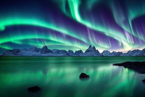 Nasa Galaxy, Northern Lights Art, Northern Lights Photography, Aurora Australis, Night Sky Painting, Northern Lights (aurora Borealis), Cool Pictures For Wallpaper, Pc Wallpaper, Sky Painting