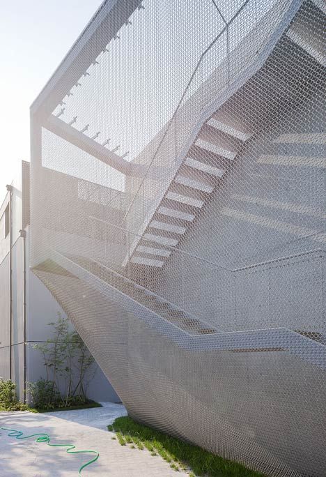 Kukje Gallery by SO-IL Facade Material, Stairs Architecture, Fall 24, Facade Architecture, Facade Design, Metal Mesh, Architectural Inspiration, Architecture Building, Interior Architecture Design